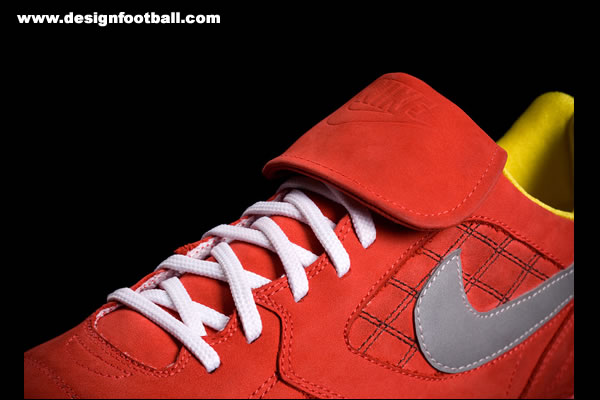 NIKE ZOOM TIEMPO - CITY PACK nike-zoom-tiempo-city-red-2.jpg
