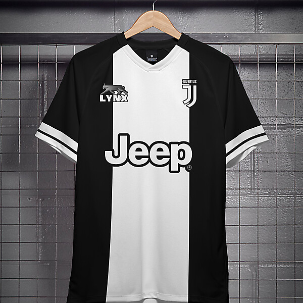 Juventus - Home Kit