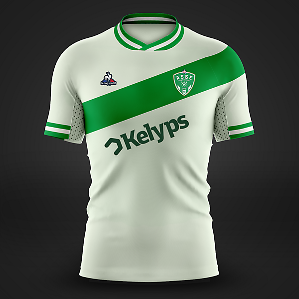 Saint-Ettiene away shirt